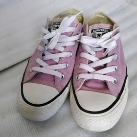 кеды converse и кожаные сапоги