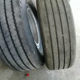 385/65r22.5