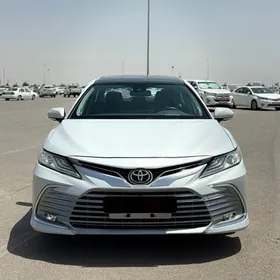 Toyota Camry 2023