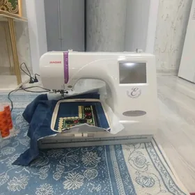 Janome E 350 .