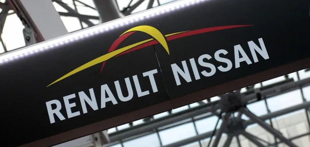 Nissan işe ukyplylygyny saklamak üçin Renault-daky paýyny azaldýar