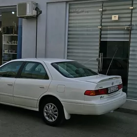 Toyota Camry 1997