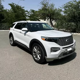 Ford Explorer 2022