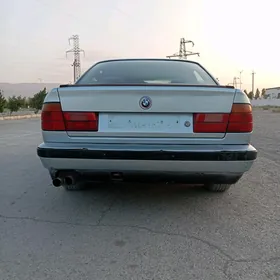 BMW 525 1988