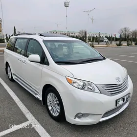 Toyota Sienna 2017