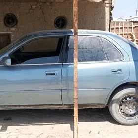 Toyota Camry 1991