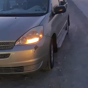 Toyota Sienna 2004