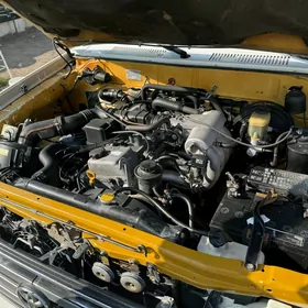 Toyota Land Cruiser Prado 2002