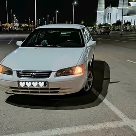 Toyota Camry 1997