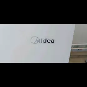 Morozilka Midea