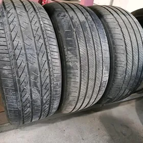 235 40 19 MICHELIN DUNLOP