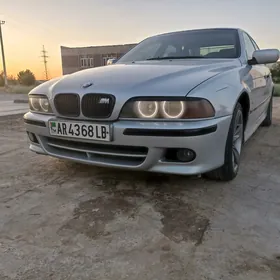 BMW E39 2000