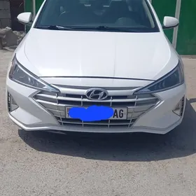 Hyundai Elantra 2019
