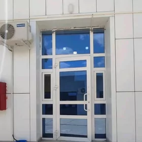 Magazyn Gress bazarda