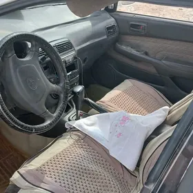 Toyota Carina 1995