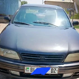 Nissan Cefiro 1994