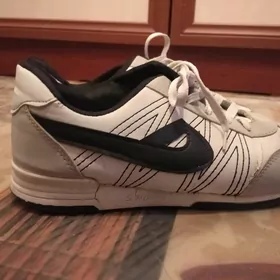 krossowka nike