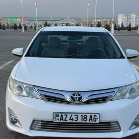 Toyota Camry 2012