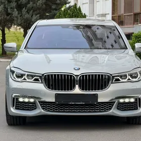 BMW 740 2017