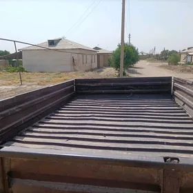 MTZ T-28 1990