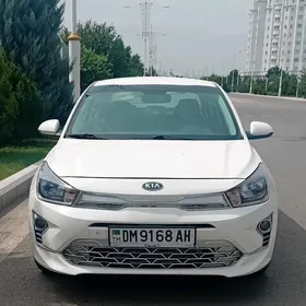 Kia Rio 2021