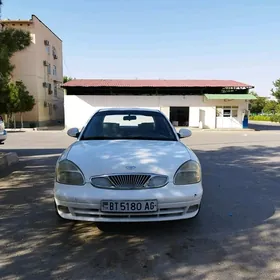 Daewoo Nubira 2001