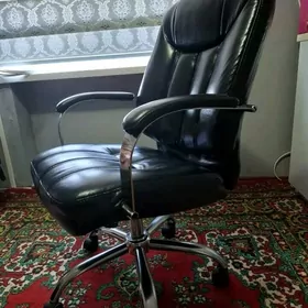 кресло  директора