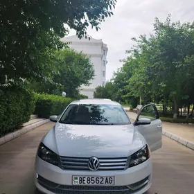 Volkswagen Passat 2013