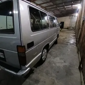 Toyota Hiace 1998