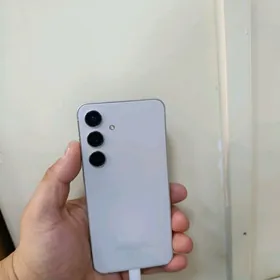 Samsung s24 8/128