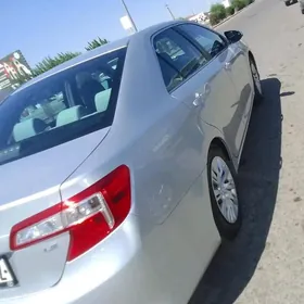 Toyota Camry 2014