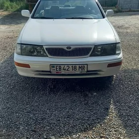 Toyota Avalon 1999