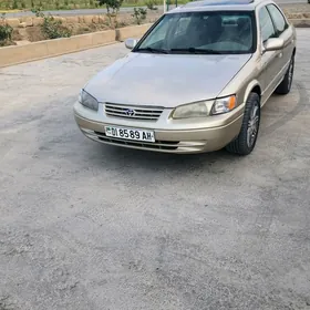 Toyota Camry 1997
