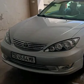 Toyota Camry 2004
