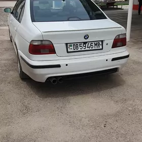 BMW E39 2000