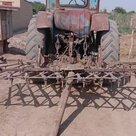 MTZ 80 1990