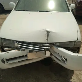 Nissan Bluebird 1997