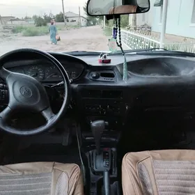 Toyota Marino 1993
