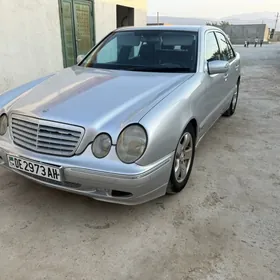 Mercedes-Benz E430 2001