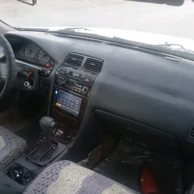 Nissan Cefiro 1993