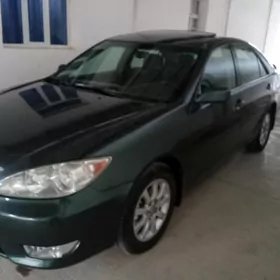 Toyota Camry 2005