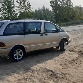 Toyota Previa 1992