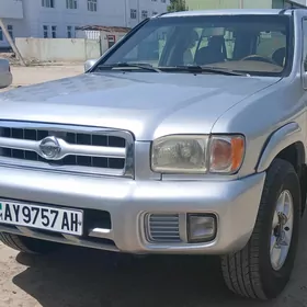 Nissan Pathfinder 2003