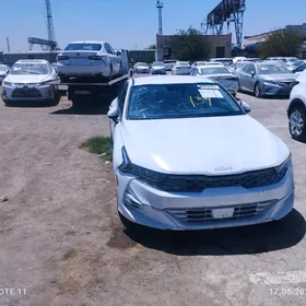 Kia K5 2021