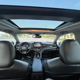 Toyota Camry 2022