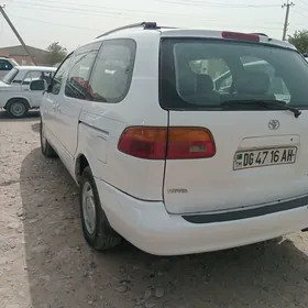 Toyota Sienna 2000