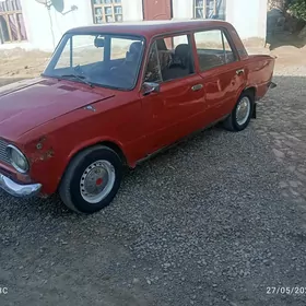 Lada 2104 1987