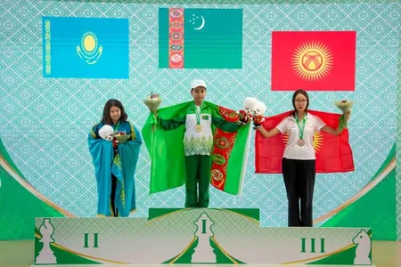 Aşgabatda küşt boýunça halkara ýaryşyň umumy medal hasabynda Türkmenistan birinji orny eýeledi