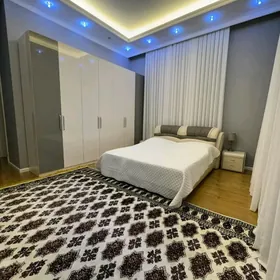 satlyk 3komnat 90m2