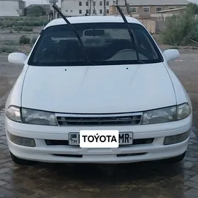 Toyota Carina 1995